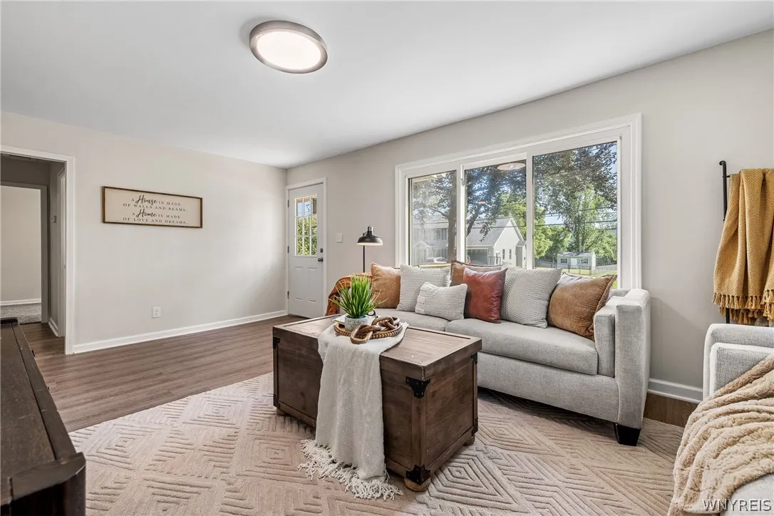 180 Summit Avenue, Orchard Park, New York 14127, Orchard Park, New York 14127, 3 Bedroom Bedrooms, 5 Room Rooms,1 BathroomBathrooms,Residential,For Sale,180 Summit Avenue, Orchard Park, New York 14127,0,B1718358
