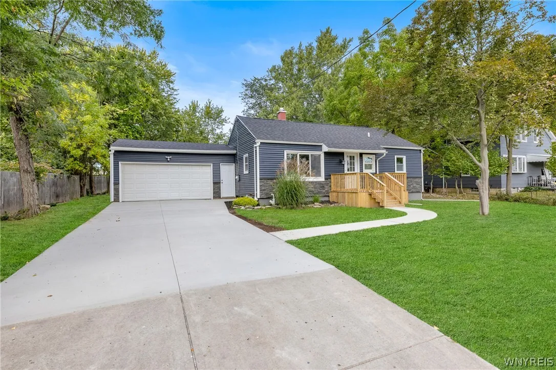 180 Summit Avenue, Orchard Park, New York 14127, Orchard Park, New York 14127, 3 Bedroom Bedrooms, 5 Room Rooms,1 BathroomBathrooms,Residential,For Sale,180 Summit Avenue, Orchard Park, New York 14127,0,B1718358