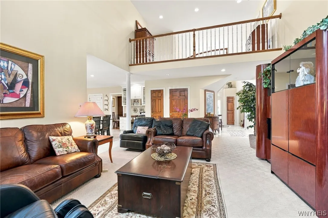 29 Deer, Orchard Park, New York 14127, Orchard Park, New York 14127, 5 Bedroom Bedrooms, 12 Room Rooms,4 BathroomBathrooms,Residential,For Sale,29 Deer, Orchard Park, New York 14127,0,B1718509