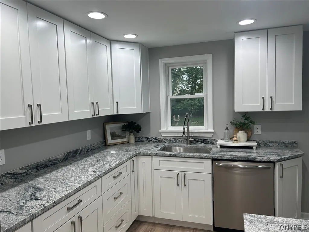 245 N Ellicott Street, Amherst, New York 14221, Amherst, New York 14221, 3 Bedroom Bedrooms, 7 Room Rooms,2 BathroomBathrooms,Residential,For Sale,245 N Ellicott Street, Amherst, New York 14221,0,B1717944