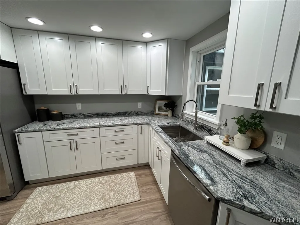 245 N Ellicott Street, Amherst, New York 14221, Amherst, New York 14221, 3 Bedroom Bedrooms, 7 Room Rooms,2 BathroomBathrooms,Residential,For Sale,245 N Ellicott Street, Amherst, New York 14221,0,B1717944