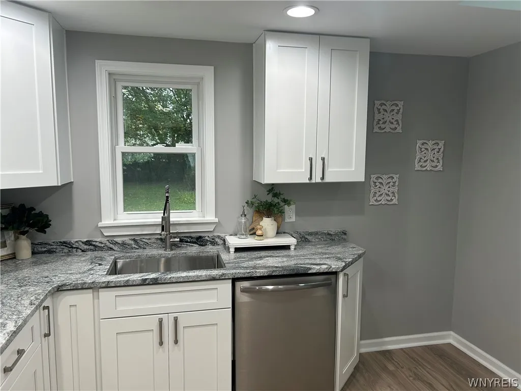 245 N Ellicott Street, Amherst, New York 14221, Amherst, New York 14221, 3 Bedroom Bedrooms, 7 Room Rooms,2 BathroomBathrooms,Residential,For Sale,245 N Ellicott Street, Amherst, New York 14221,0,B1717944