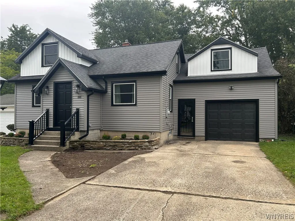 245 N Ellicott Street, Amherst, New York 14221, Amherst, New York 14221, 3 Bedroom Bedrooms, 7 Room Rooms,2 BathroomBathrooms,Residential,For Sale,245 N Ellicott Street, Amherst, New York 14221,0,B1717944