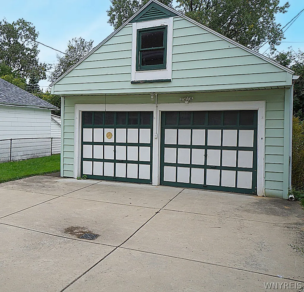 610 Linden Avenue, Buffalo, New York 14216, Buffalo, New York 14216, 3 Bedroom Bedrooms, 7 Room Rooms,1 BathroomBathrooms,Residential,For Sale,610 Linden Avenue, Buffalo, New York 14216,0,B1718529