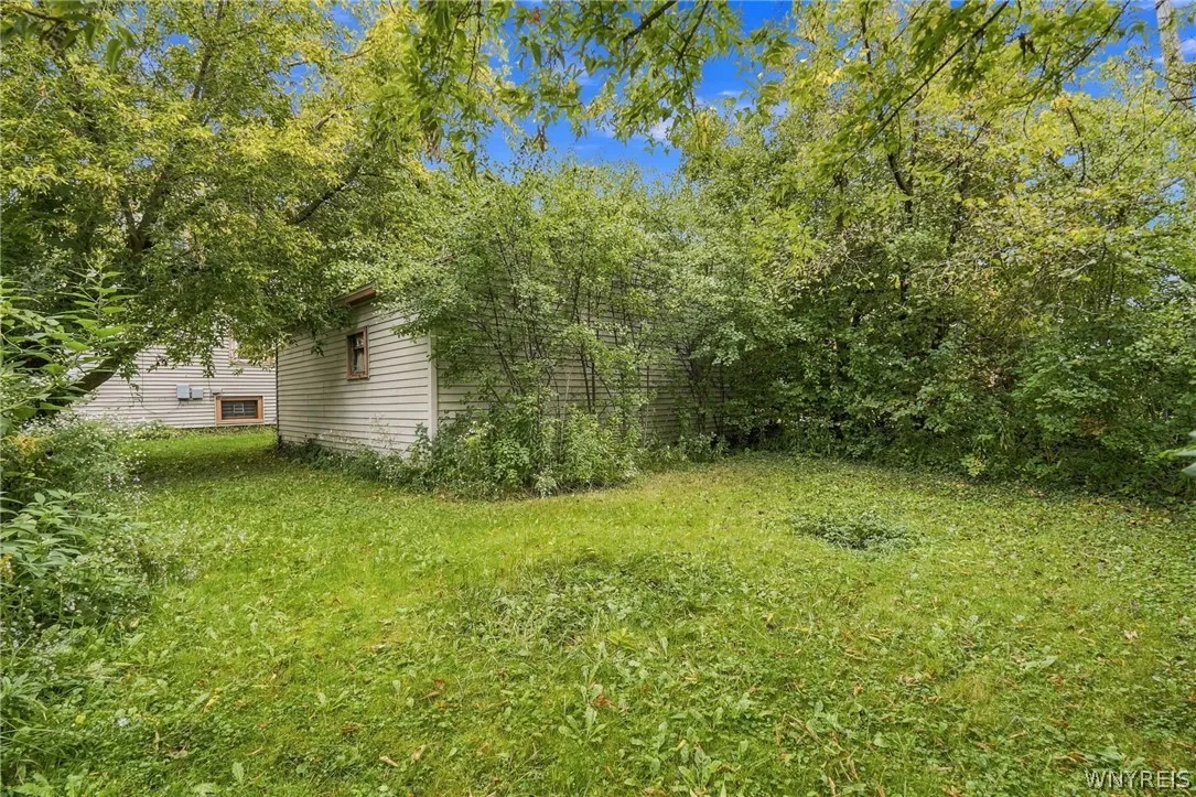 315 Winspear Avenue, Buffalo, New York 14215, Buffalo, New York 14215, 6 Bedroom Bedrooms, 10 Room Rooms,2 BathroomBathrooms,Residential,For Sale,315 Winspear Avenue, Buffalo, New York 14215,0,B1717486