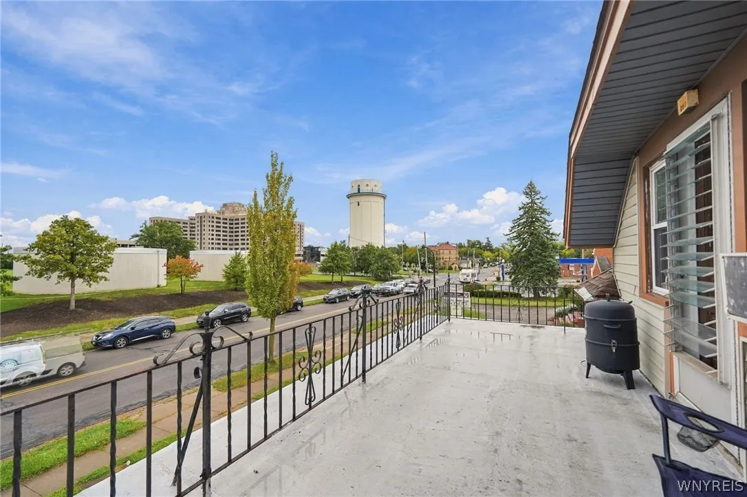 315 Winspear Avenue, Buffalo, New York 14215, Buffalo, New York 14215, 6 Bedroom Bedrooms, 10 Room Rooms,2 BathroomBathrooms,Residential,For Sale,315 Winspear Avenue, Buffalo, New York 14215,0,B1717486