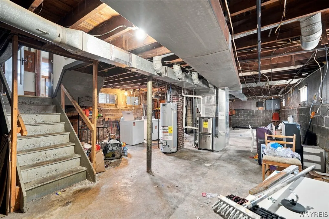 315 Winspear Avenue, Buffalo, New York 14215, Buffalo, New York 14215, 6 Bedroom Bedrooms, 10 Room Rooms,2 BathroomBathrooms,Residential,For Sale,315 Winspear Avenue, Buffalo, New York 14215,0,B1717486
