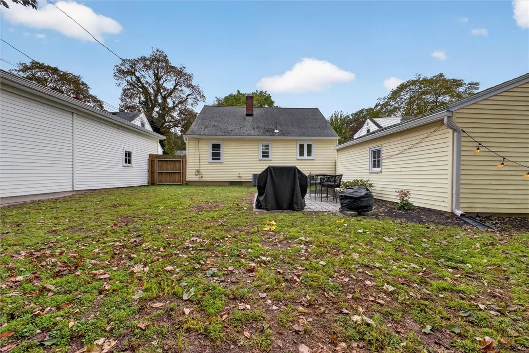 200 Winstead Road, Rochester, New York 14609, Rochester, New York 14609, 3 Bedroom Bedrooms, 5 Room Rooms,1 BathroomBathrooms,Residential,For Sale,200 Winstead Road, Rochester, New York 14609,0,R1718566