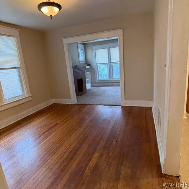 2 Flower Street 2, Buffalo, New York 14214, Buffalo, New York 14214, 6 Bedroom Bedrooms, ,2 BathroomBathrooms,Residential,For Sale,2 Flower Street 2, Buffalo, New York 14214,0,B1717689