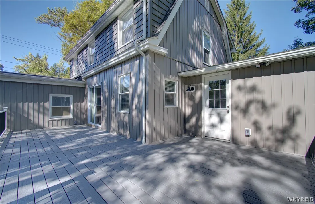 7501 Seneca Street, Elma, New York 14052, Elma, New York 14052, 3 Bedroom Bedrooms, 10 Room Rooms,2 BathroomBathrooms,Residential,For Sale,7501 Seneca Street, Elma, New York 14052,0,B1718512