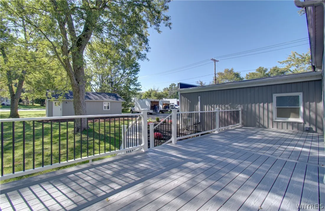 7501 Seneca Street, Elma, New York 14052, Elma, New York 14052, 3 Bedroom Bedrooms, 10 Room Rooms,2 BathroomBathrooms,Residential,For Sale,7501 Seneca Street, Elma, New York 14052,0,B1718512