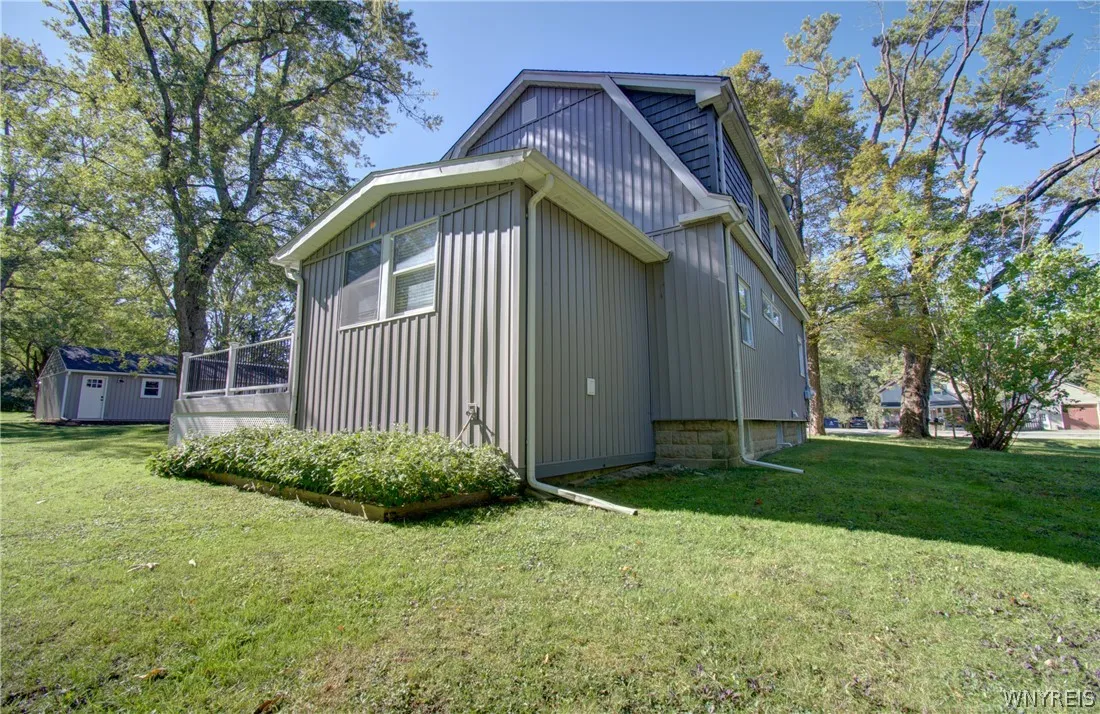 7501 Seneca Street, Elma, New York 14052, Elma, New York 14052, 3 Bedroom Bedrooms, 10 Room Rooms,2 BathroomBathrooms,Residential,For Sale,7501 Seneca Street, Elma, New York 14052,0,B1718512