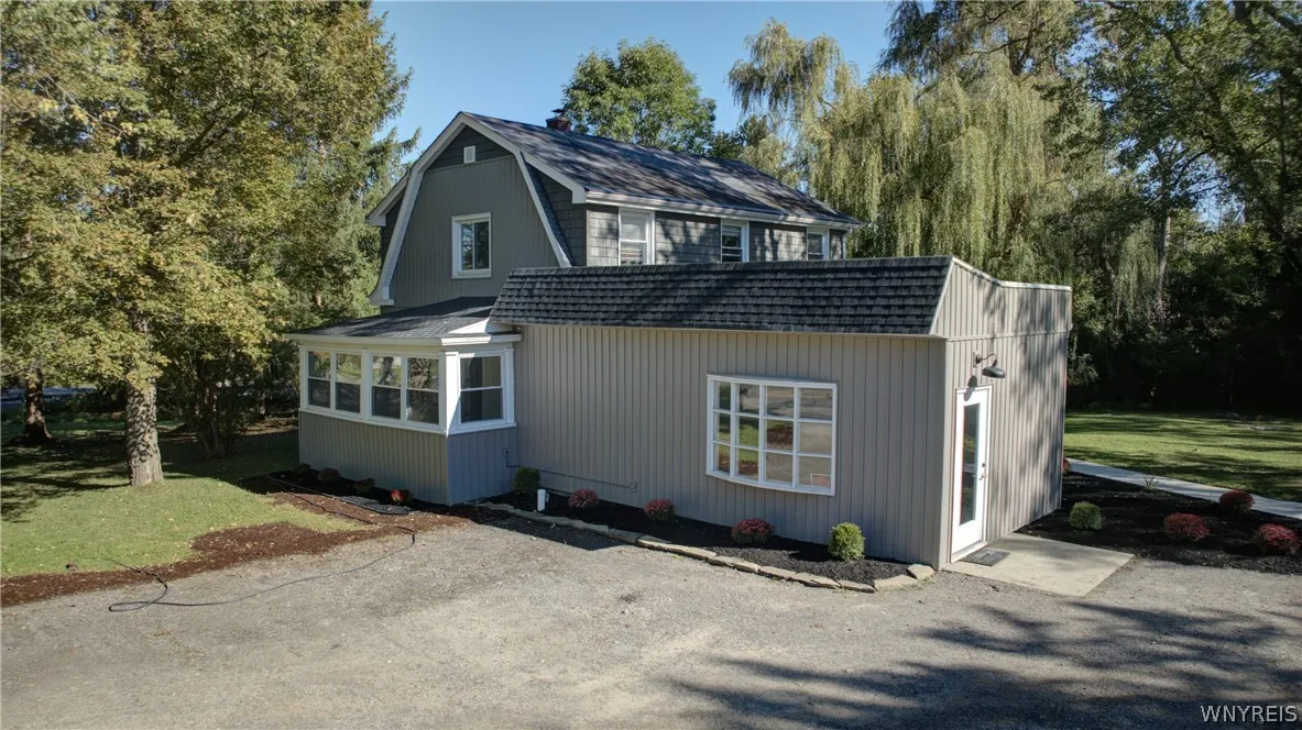 7501 Seneca Street, Elma, New York 14052, Elma, New York 14052, 3 Bedroom Bedrooms, 10 Room Rooms,2 BathroomBathrooms,Residential,For Sale,7501 Seneca Street, Elma, New York 14052,0,B1718512