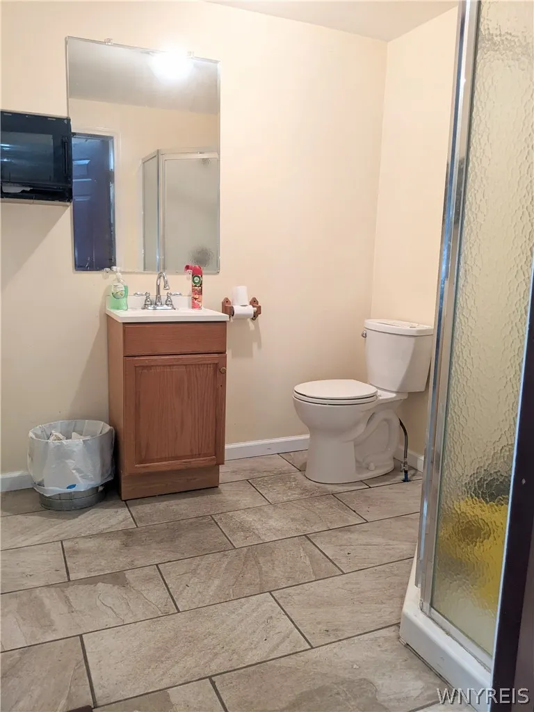 1st floor full bath