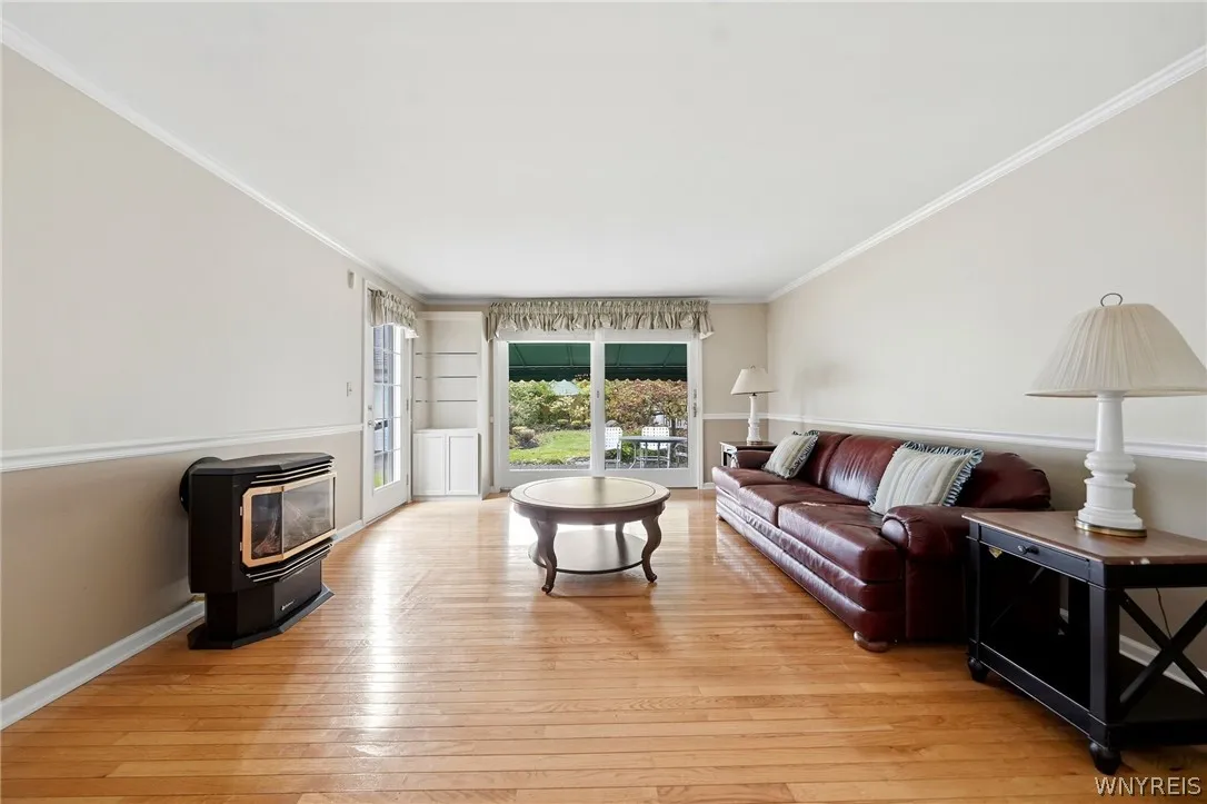 64 Grosvenor Road, Tonawanda, New York 14223, Tonawanda, New York 14223, 4 Bedroom Bedrooms, 10 Room Rooms,1 BathroomBathrooms,Residential,For Sale,64 Grosvenor Road, Tonawanda, New York 14223,0,B1718583