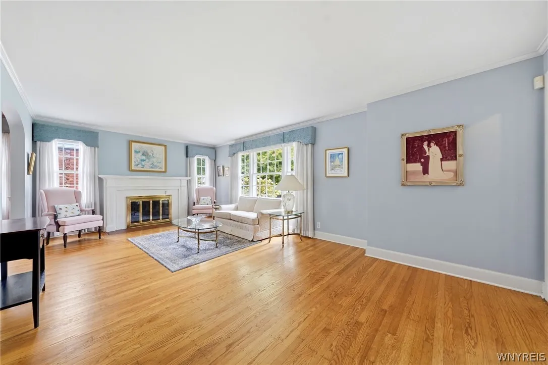 64 Grosvenor Road, Tonawanda, New York 14223, Tonawanda, New York 14223, 4 Bedroom Bedrooms, 10 Room Rooms,1 BathroomBathrooms,Residential,For Sale,64 Grosvenor Road, Tonawanda, New York 14223,0,B1718583