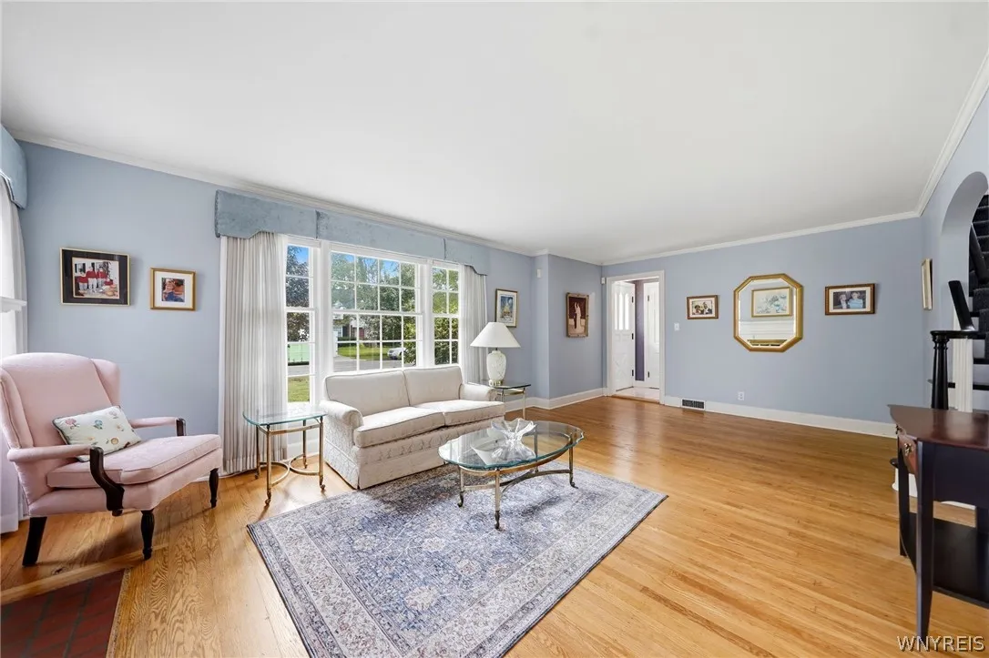 64 Grosvenor Road, Tonawanda, New York 14223, Tonawanda, New York 14223, 4 Bedroom Bedrooms, 10 Room Rooms,1 BathroomBathrooms,Residential,For Sale,64 Grosvenor Road, Tonawanda, New York 14223,0,B1718583