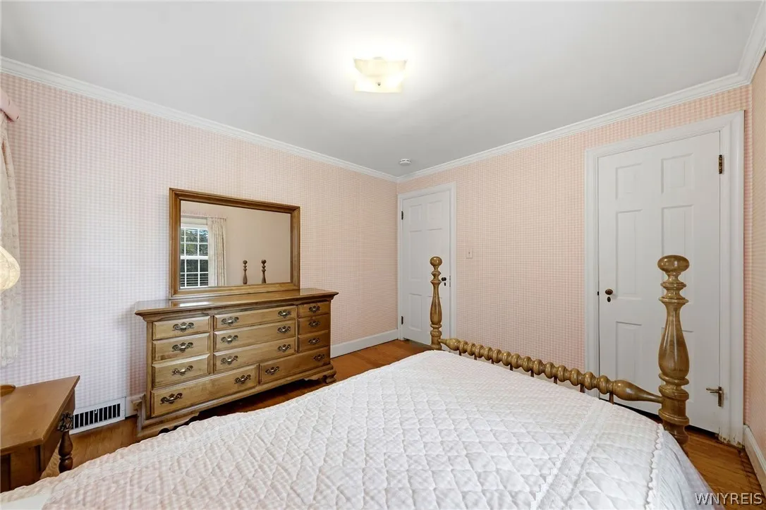 64 Grosvenor Road, Tonawanda, New York 14223, Tonawanda, New York 14223, 4 Bedroom Bedrooms, 10 Room Rooms,1 BathroomBathrooms,Residential,For Sale,64 Grosvenor Road, Tonawanda, New York 14223,0,B1718583