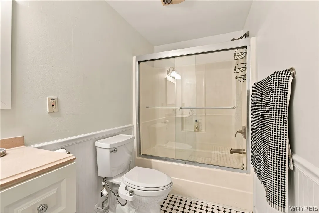 8877 Greiner Road, Clarence, New York 14031, Clarence, New York 14031, 4 Bedroom Bedrooms, 8 Room Rooms,3 BathroomBathrooms,Residential,For Sale,8877 Greiner Road, Clarence, New York 14031,0,B1718673