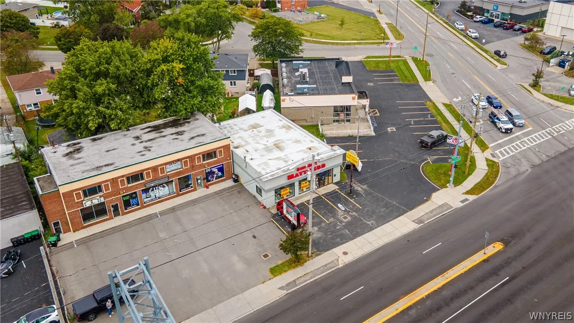 926 Niagara Falls Boulevard, Tonawanda, New York 1, Tonawanda, New York 14223, ,Commercial Sale,For Sale,926 Niagara Falls Boulevard, Tonawanda, New York 1,0,B1718812