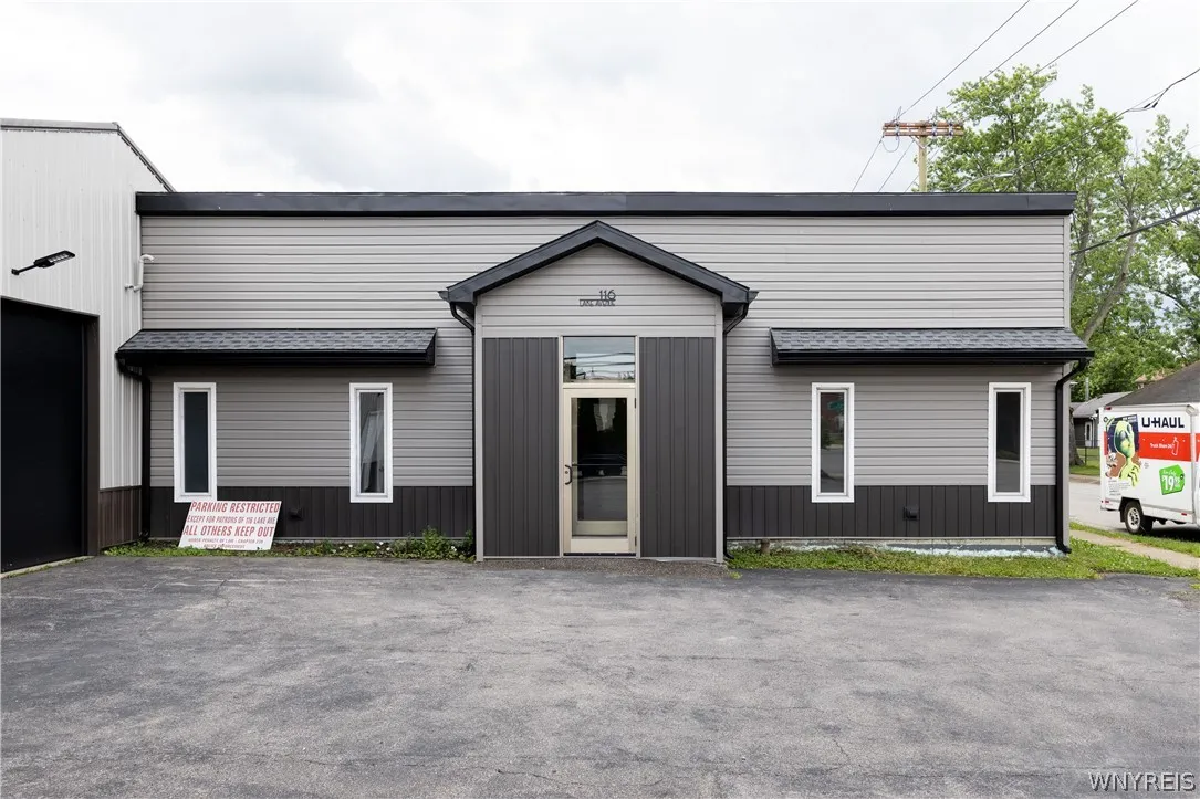 116 Lake Avenue, Hamburg, New York 14219, Hamburg, New York 14219, ,Commercial Lease,For Rent,116 Lake Avenue, Hamburg, New York 14219,0,B1716320