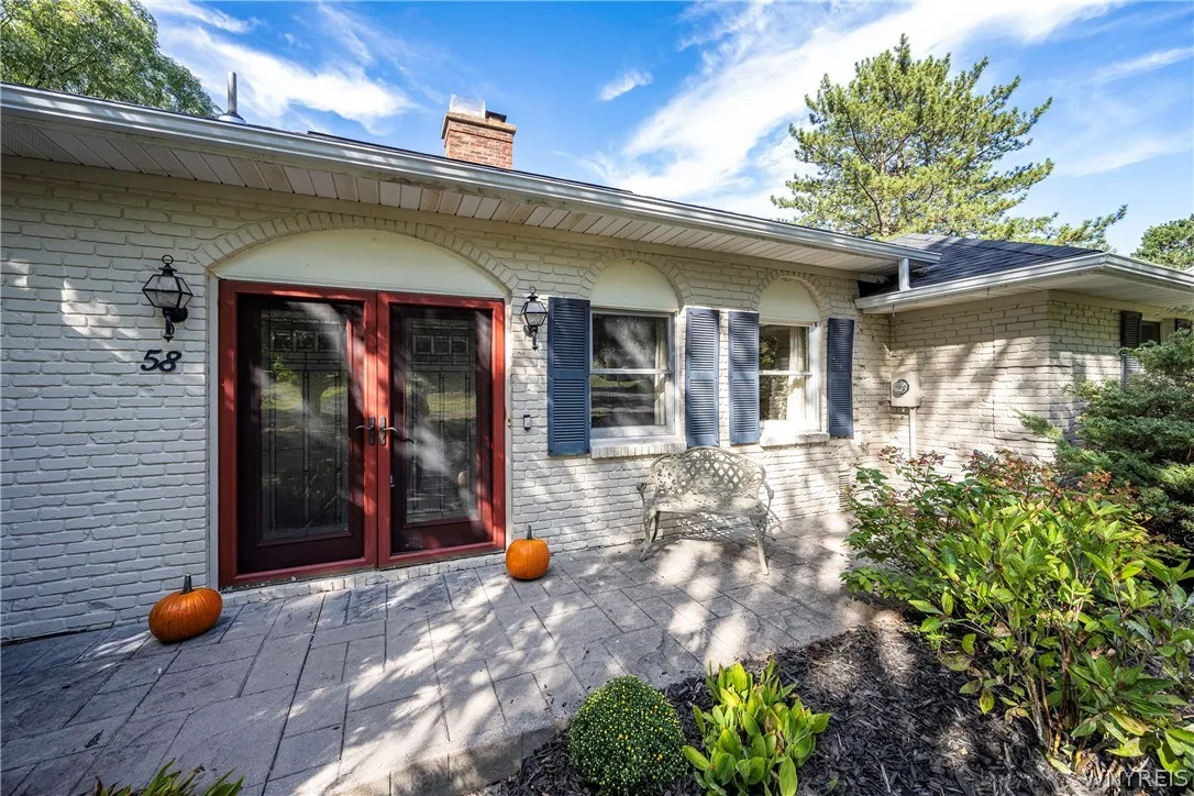 58 Fox Chapel Drive, Orchard Park, New York 14127, Orchard Park, New York 14127, 3 Bedroom Bedrooms, 10 Room Rooms,2 BathroomBathrooms,Residential,For Sale,58 Fox Chapel Drive, Orchard Park, New York 14127,0,B1718573