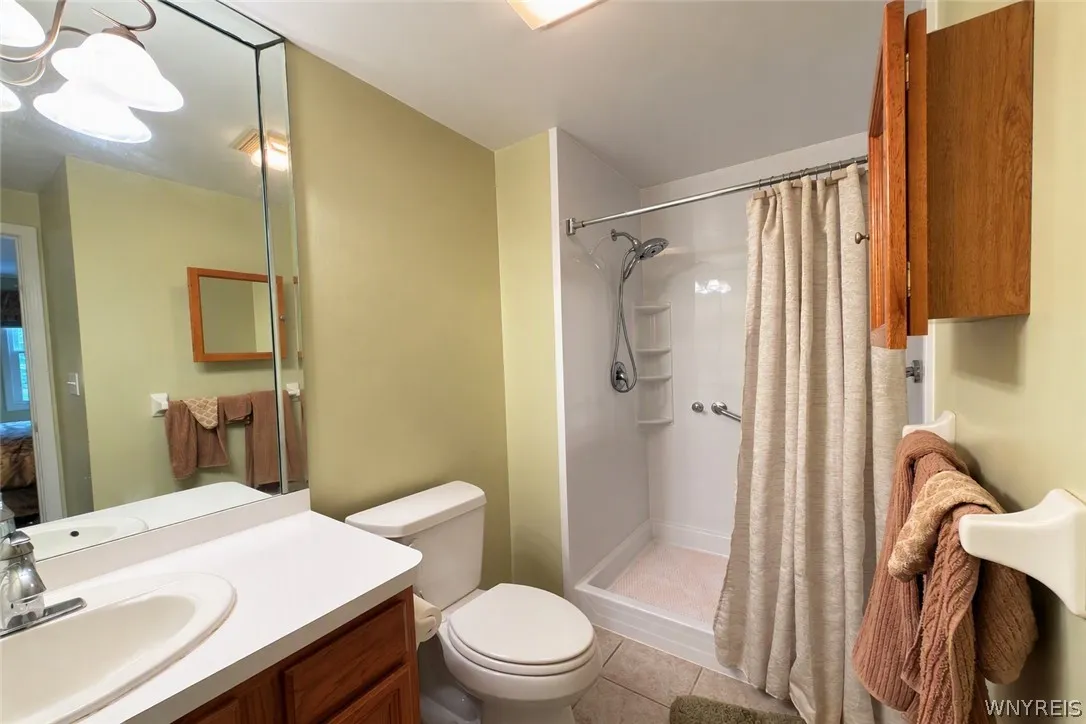 960 Hopkins Road C, Amherst, New York 14221, Amherst, New York 14221, 2 Bedroom Bedrooms, 5 Room Rooms,2 BathroomBathrooms,Residential,For Sale,960 Hopkins Road C, Amherst, New York 14221,0,B1718542