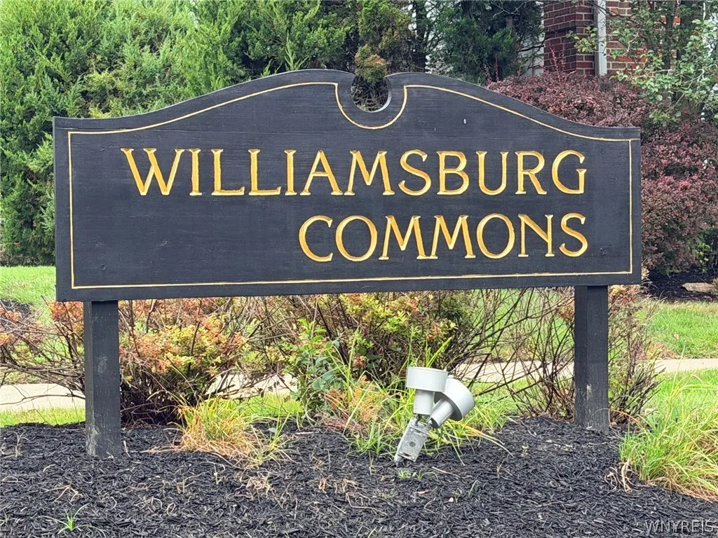 960 Hopkins Road C, Amherst, New York 14221, Amherst, New York 14221, 2 Bedroom Bedrooms, 5 Room Rooms,2 BathroomBathrooms,Residential,For Sale,960 Hopkins Road C, Amherst, New York 14221,0,B1718542