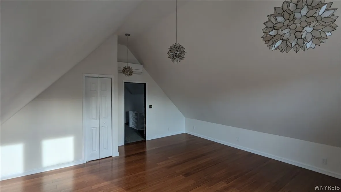 Bonus Room