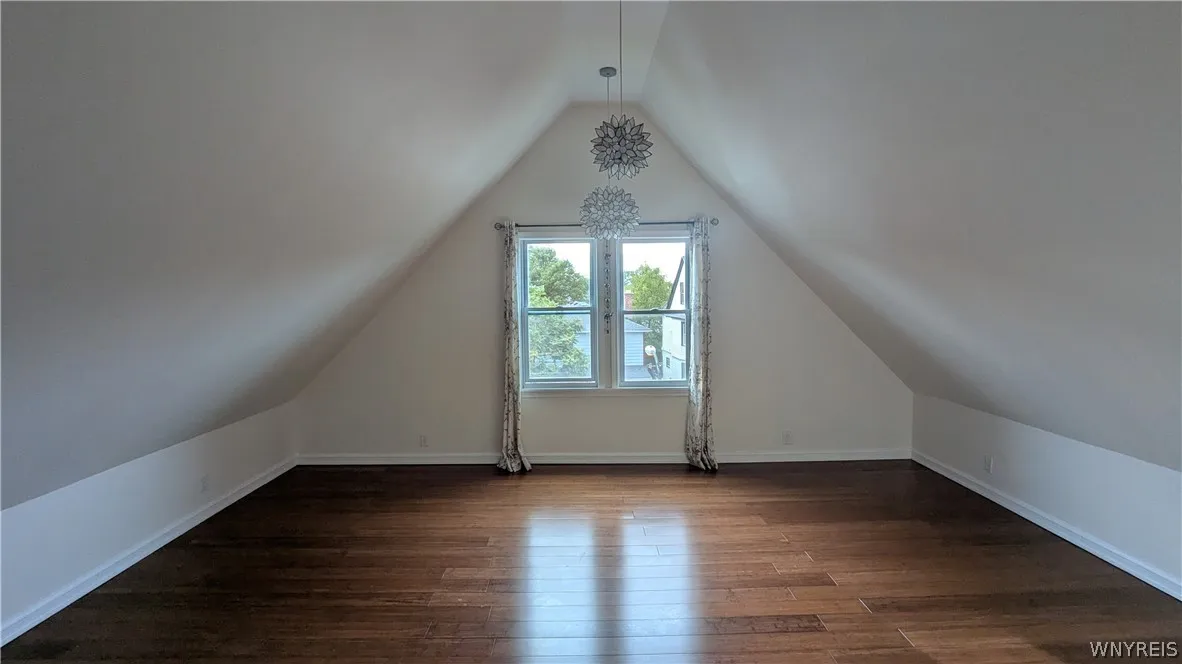 Bonus Room