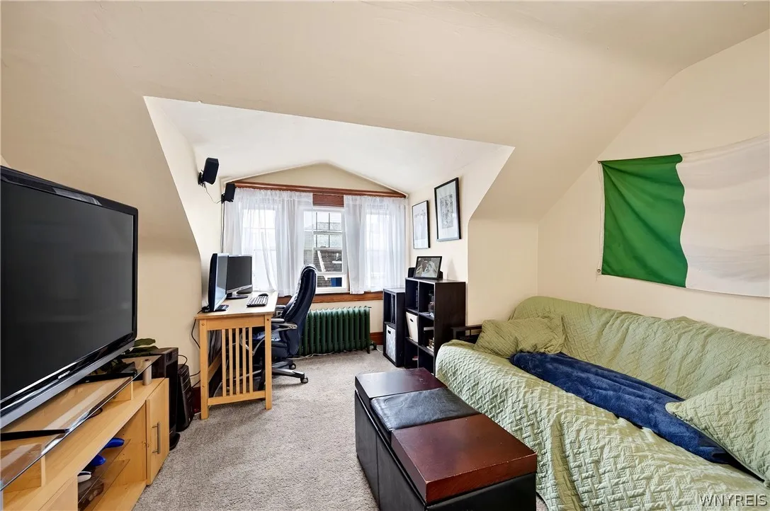 40 Jewett Parkway, Buffalo, New York 14214, Buffalo, New York 14214, 3 Bedroom Bedrooms, 12 Room Rooms,2 BathroomBathrooms,Residential,For Sale,40 Jewett Parkway, Buffalo, New York 14214,0,B1718380