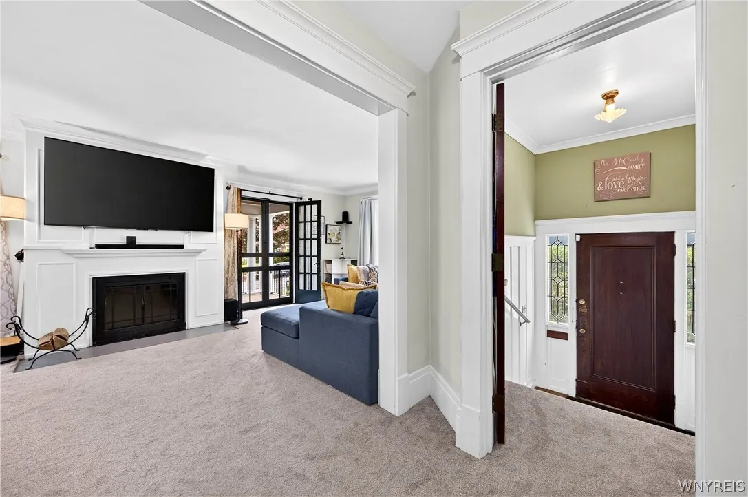 40 Jewett Parkway, Buffalo, New York 14214, Buffalo, New York 14214, 3 Bedroom Bedrooms, 12 Room Rooms,2 BathroomBathrooms,Residential,For Sale,40 Jewett Parkway, Buffalo, New York 14214,0,B1718380