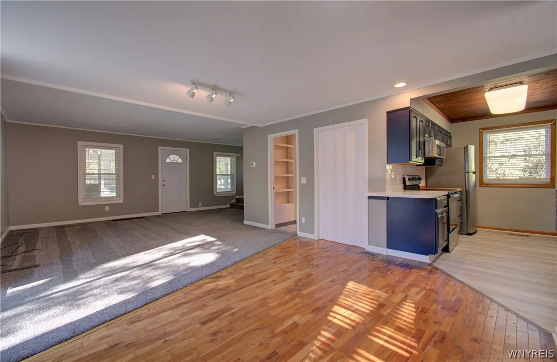 7501 Seneca Street, Elma, New York 14052, Elma, New York 14052, 10 Room Rooms,Commercial Sale,For Sale,7501 Seneca Street, Elma, New York 14052,0,B1719068