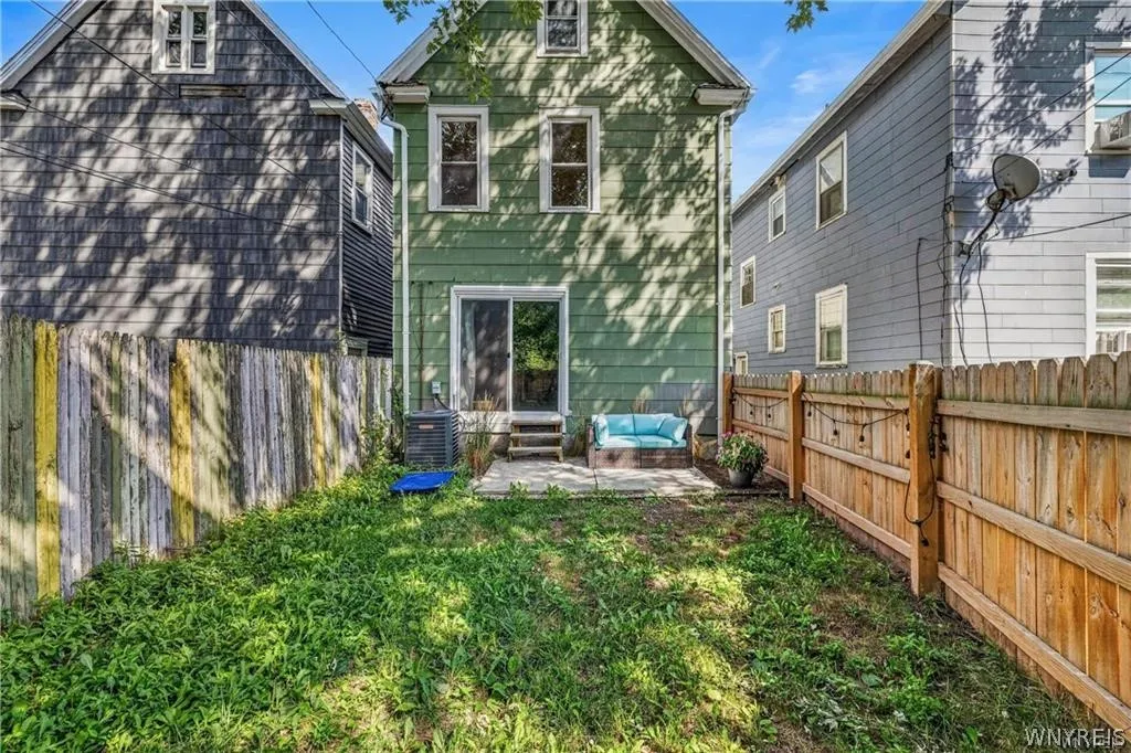 274 Hoyt Street, Buffalo, New York 14213, Buffalo, New York 14213, 3 Bedroom Bedrooms, 6 Room Rooms,1 BathroomBathrooms,Residential,For Sale,274 Hoyt Street, Buffalo, New York 14213,0,B1718048