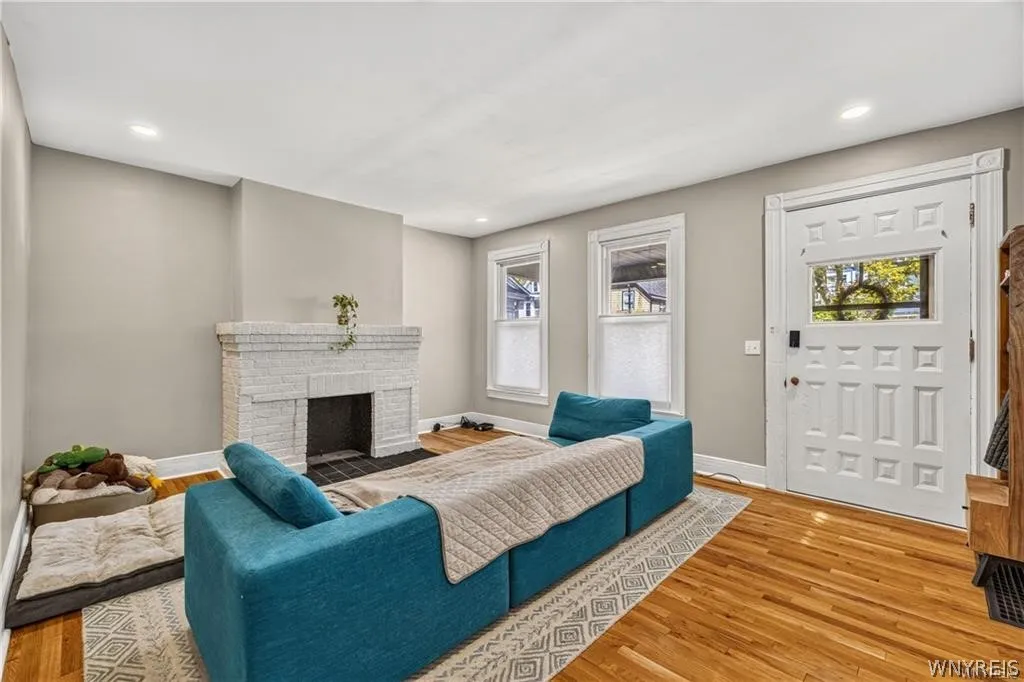 274 Hoyt Street, Buffalo, New York 14213, Buffalo, New York 14213, 3 Bedroom Bedrooms, 6 Room Rooms,1 BathroomBathrooms,Residential,For Sale,274 Hoyt Street, Buffalo, New York 14213,0,B1718048