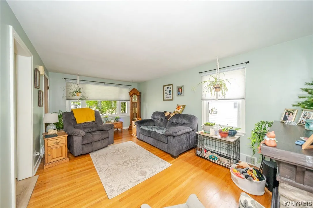 256 Englewood Avenue, Buffalo, New York 14214, Buffalo, New York 14214, 4 Bedroom Bedrooms, ,2 BathroomBathrooms,Residential,For Sale,256 Englewood Avenue, Buffalo, New York 14214,0,B1718970