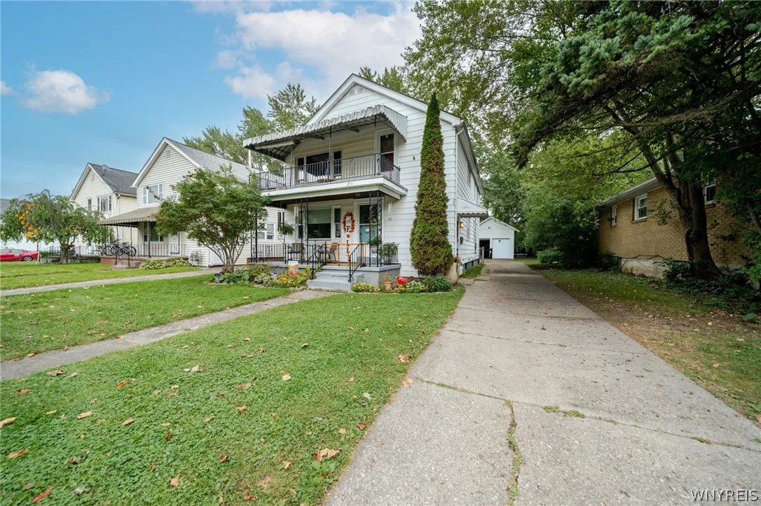 256 Englewood Avenue, Buffalo, New York 14214, Buffalo, New York 14214, 4 Bedroom Bedrooms, ,2 BathroomBathrooms,Residential,For Sale,256 Englewood Avenue, Buffalo, New York 14214,0,B1718970