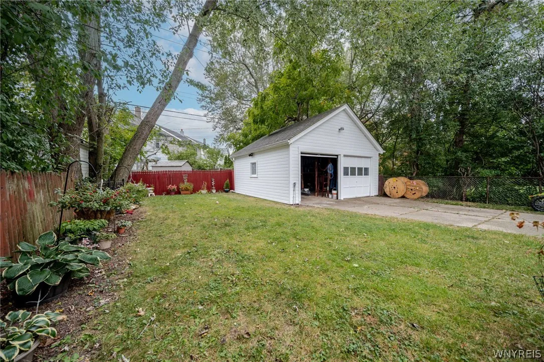 256 Englewood Avenue, Buffalo, New York 14214, Buffalo, New York 14214, 4 Bedroom Bedrooms, ,2 BathroomBathrooms,Residential,For Sale,256 Englewood Avenue, Buffalo, New York 14214,0,B1718970