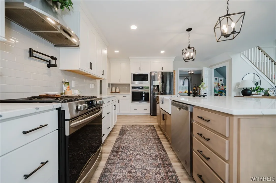 62 Windham Court, Grand Island, New York 14072, Grand Island, New York 14072, 4 Bedroom Bedrooms, 15 Room Rooms,2 BathroomBathrooms,Residential,For Sale,62 Windham Court, Grand Island, New York 14072,0,B1718437