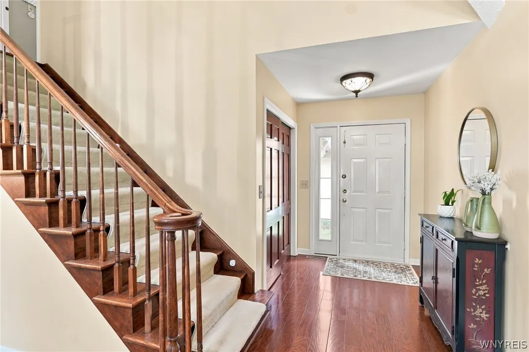 26 Pinegrove Court, Hamburg, New York 14075, Hamburg, New York 14075, 2 Bedroom Bedrooms, 7 Room Rooms,1 BathroomBathrooms,Residential,For Sale,26 Pinegrove Court, Hamburg, New York 14075,0,B1719138