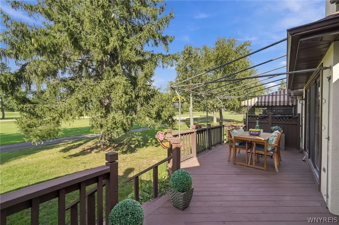 26 Pinegrove Court, Hamburg, New York 14075, Hamburg, New York 14075, 2 Bedroom Bedrooms, 7 Room Rooms,1 BathroomBathrooms,Residential,For Sale,26 Pinegrove Court, Hamburg, New York 14075,0,B1719138