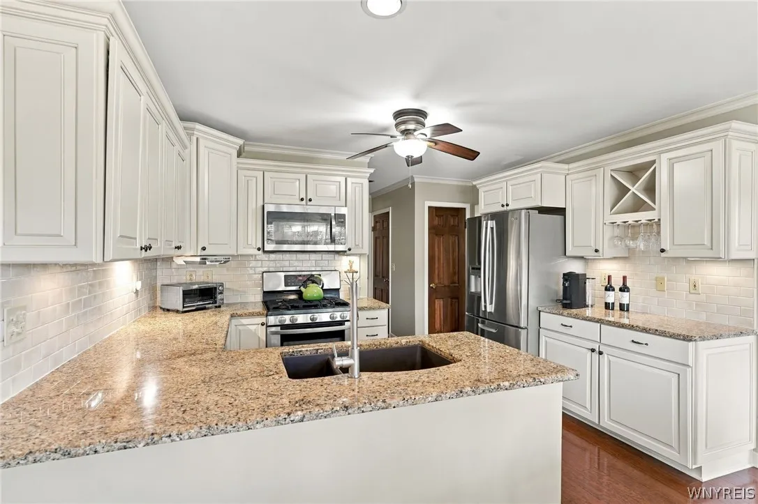 26 Pinegrove Court, Hamburg, New York 14075, Hamburg, New York 14075, 2 Bedroom Bedrooms, 7 Room Rooms,1 BathroomBathrooms,Residential,For Sale,26 Pinegrove Court, Hamburg, New York 14075,0,B1719138