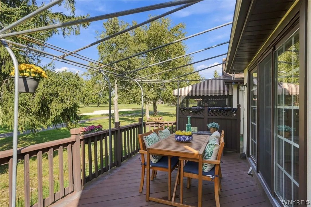 26 Pinegrove Court, Hamburg, New York 14075, Hamburg, New York 14075, 2 Bedroom Bedrooms, 7 Room Rooms,1 BathroomBathrooms,Residential,For Sale,26 Pinegrove Court, Hamburg, New York 14075,0,B1719138