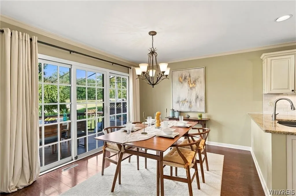 26 Pinegrove Court, Hamburg, New York 14075, Hamburg, New York 14075, 2 Bedroom Bedrooms, 7 Room Rooms,1 BathroomBathrooms,Residential,For Sale,26 Pinegrove Court, Hamburg, New York 14075,0,B1719166