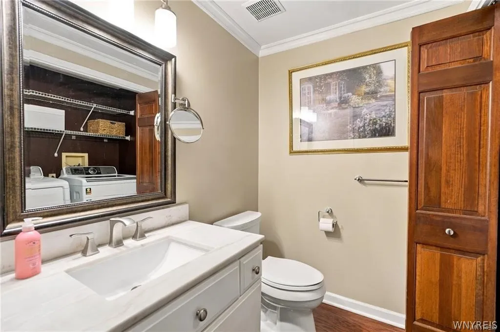 26 Pinegrove Court, Hamburg, New York 14075, Hamburg, New York 14075, 2 Bedroom Bedrooms, 7 Room Rooms,1 BathroomBathrooms,Residential,For Sale,26 Pinegrove Court, Hamburg, New York 14075,0,B1719166
