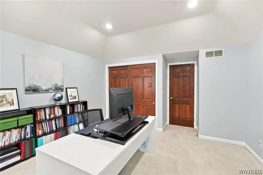 26 Pinegrove Court, Hamburg, New York 14075, Hamburg, New York 14075, 2 Bedroom Bedrooms, 7 Room Rooms,1 BathroomBathrooms,Residential,For Sale,26 Pinegrove Court, Hamburg, New York 14075,0,B1719166