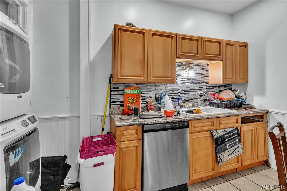 116 Herkimer Street, Buffalo, New York 14213, Buffalo, New York 14213, 6 Bedroom Bedrooms, ,4 BathroomBathrooms,Residential,For Sale,116 Herkimer Street, Buffalo, New York 14213,0,B1717334