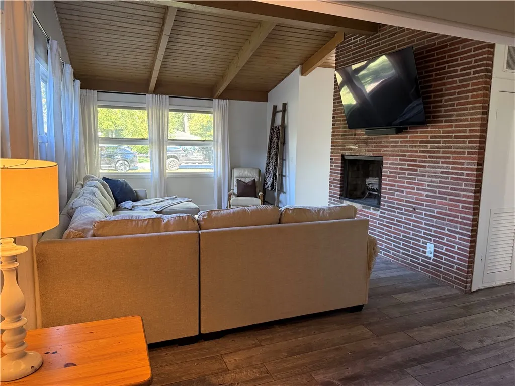1579 Lakeview Road, Hamburg, New York 14085, Hamburg, New York 14085, 2 Bedroom Bedrooms, 6 Room Rooms,1 BathroomBathrooms,Residential,For Sale,1579 Lakeview Road, Hamburg, New York 14085,0,R1719184