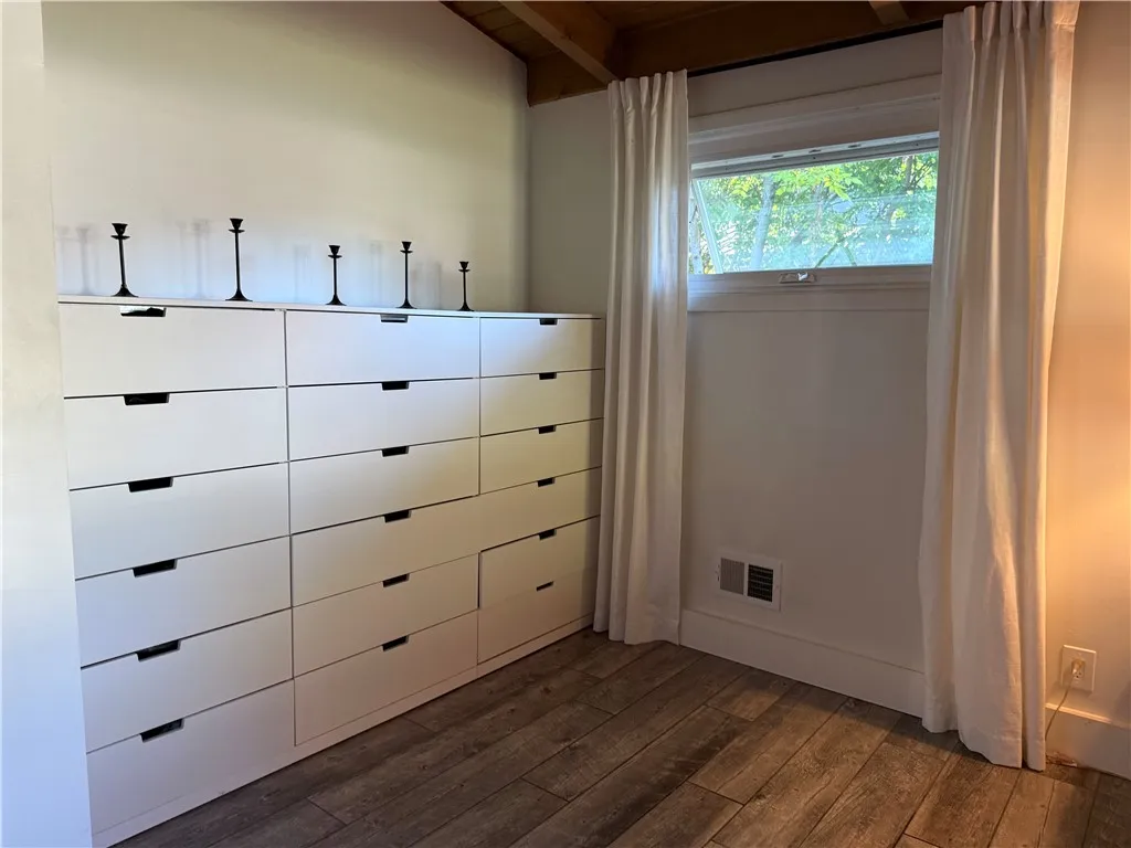 1579 Lakeview Road, Hamburg, New York 14085, Hamburg, New York 14085, 2 Bedroom Bedrooms, 6 Room Rooms,1 BathroomBathrooms,Residential,For Sale,1579 Lakeview Road, Hamburg, New York 14085,0,R1719184