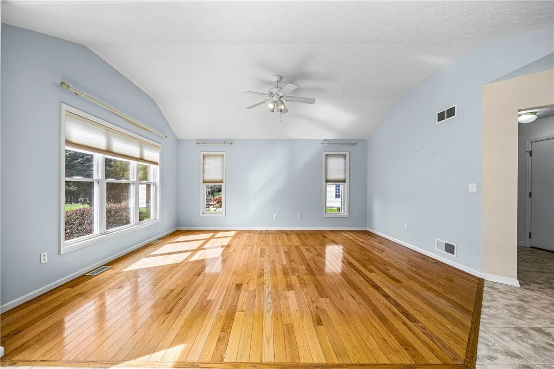 25 Acorn Valley Trl, Ogden, New York 14624, Ogden, New York 14624, 3 Bedroom Bedrooms, 6 Room Rooms,2 BathroomBathrooms,Residential,For Sale,25 Acorn Valley Trl, Ogden, New York 14624,0,R1718419